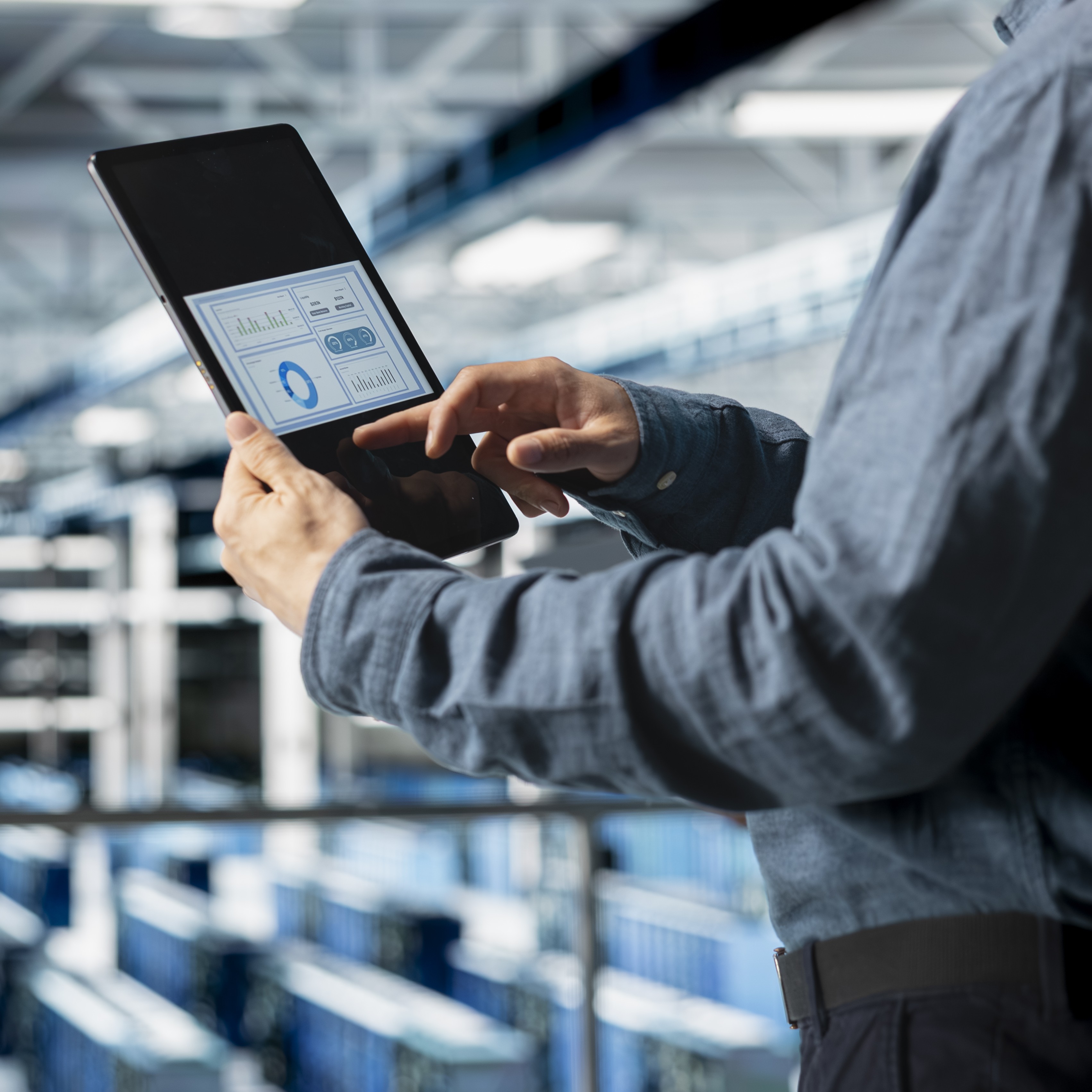 IoT-Gateway mit LTE und GNSS zur Datenübertragung im Fahrzeug